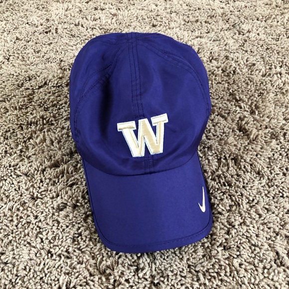 Nike Other - Nike Dri-Fit Washington Huskies Hat
